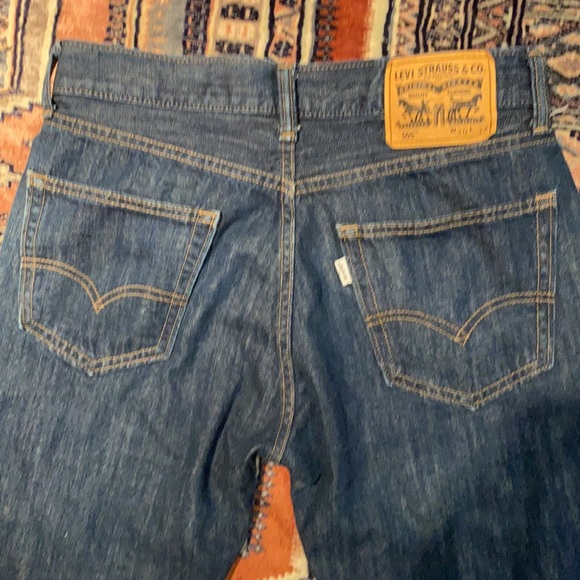 Levi’s - Picture 3 of 3